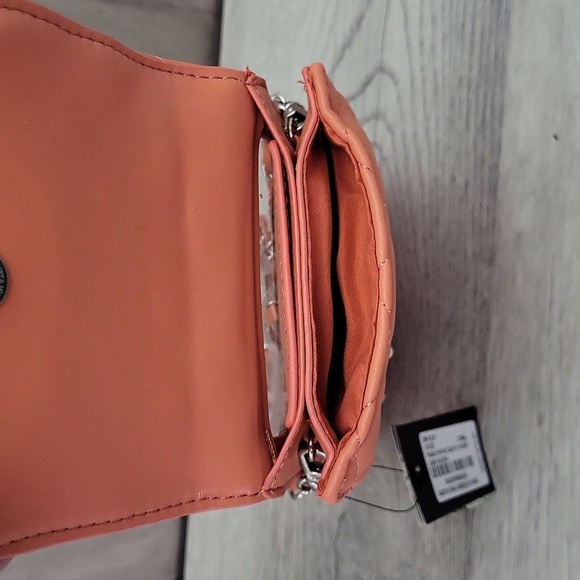 Badgley Mischka Coral Quilted Crossbody Phone Card Holder Pearl Accented NEW‎ - Picture 8 of 12